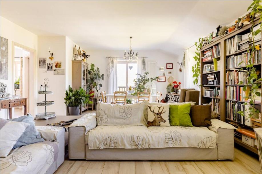 B&B Haus Senter Trambileno ภายนอก รูปภาพ