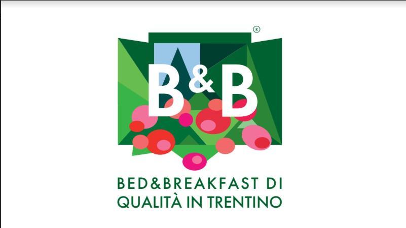 B&B Haus Senter Trambileno ภายนอก รูปภาพ
